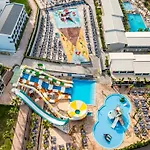 Caretta Paradise Resort & Waterpark